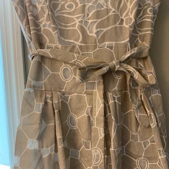 Women’s Work Dress - size 12 - flower pattern - Picture 2 of 8